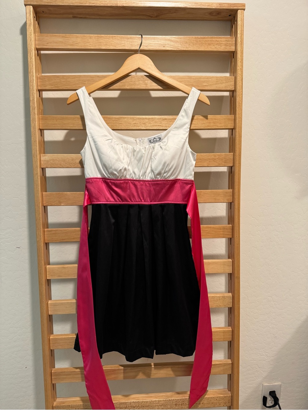 Trixxi White, Black & Hot Pink Empire Waist Party Dress